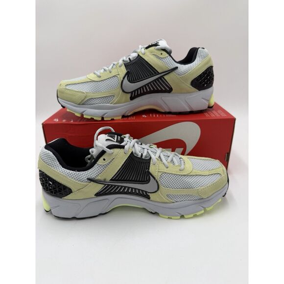 Nike Men's Zoom Vomero 5 Shoes HF1553 700 Barely Volt Size 11.5 Nwb No Lid - Picture 2 of 6
